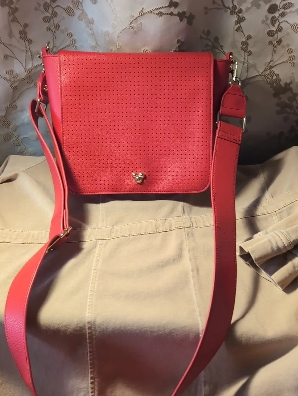 Disney Flair Mickey Mouse Icon Red Pin Crossbody Bag